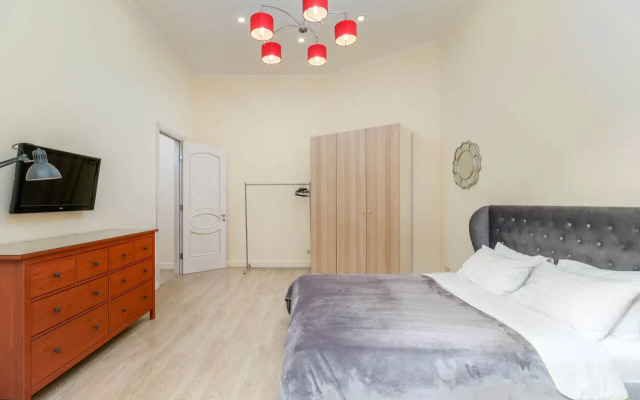 Квартира на Московском проспекте 1/2