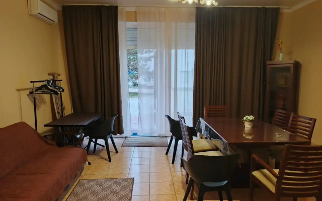 Taunkhaus na Beregu Morya Private House