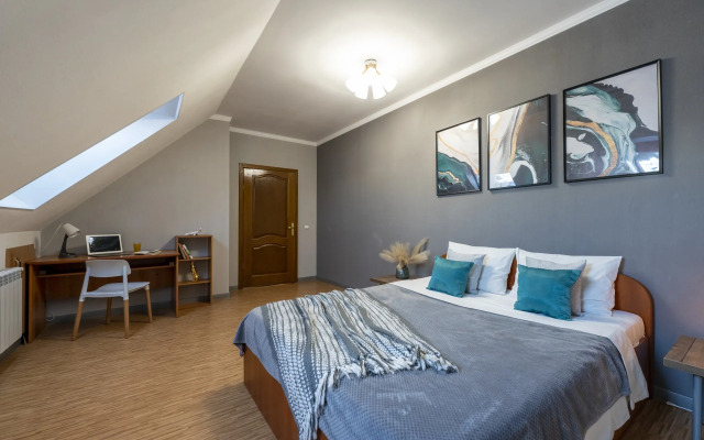 Апартаменты двухуровневые в тихом районе Амалиенау