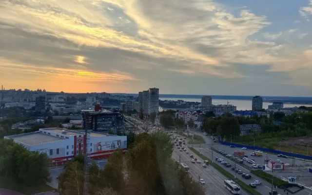 Апартаменты с шикарным видом на город и Волгу