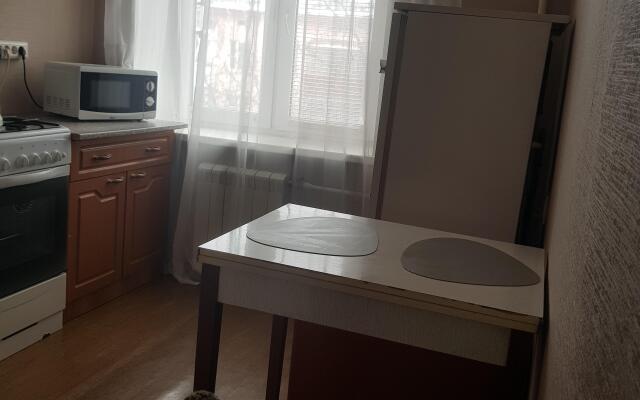 Oktybrskyi Prospekt 409 Flat