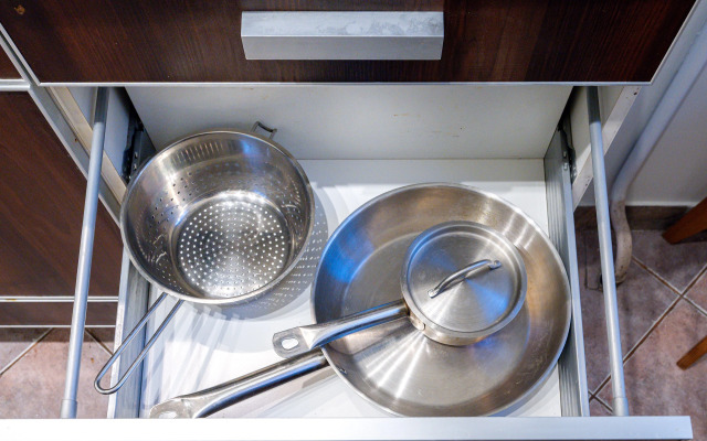 Апартаменты на Моисеенко 4