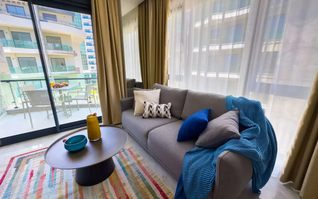 Qoople Excellence B49 v 100 m Apartments