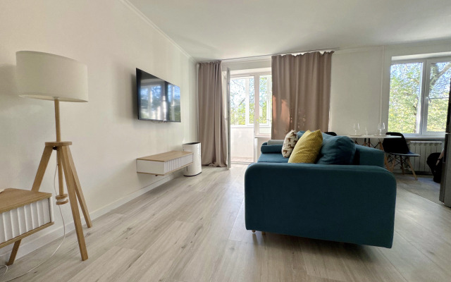 Апартаменты Уютная Студия с новым ремонтом на 1905 года