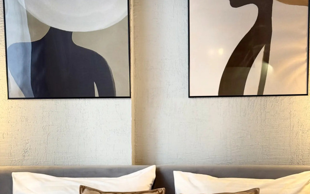 Квартира на Владимира Жириновского 1к6 (Юнона)