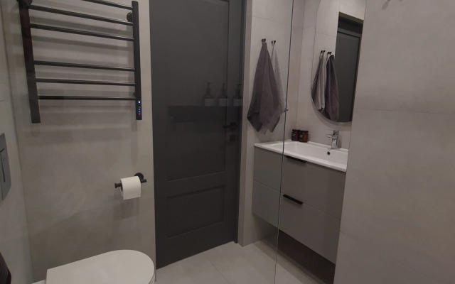 Квартира новая в центре RomanovApart