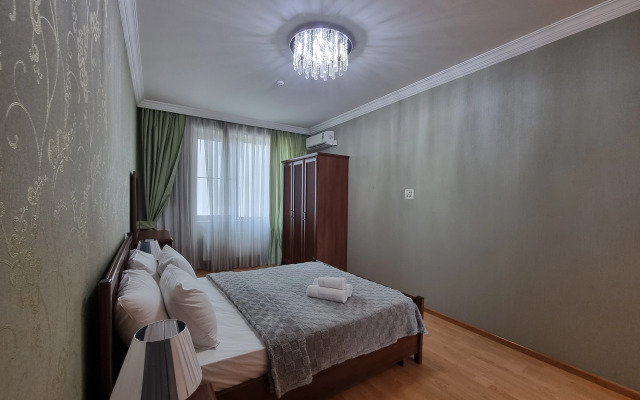 Isr Lux Apartments