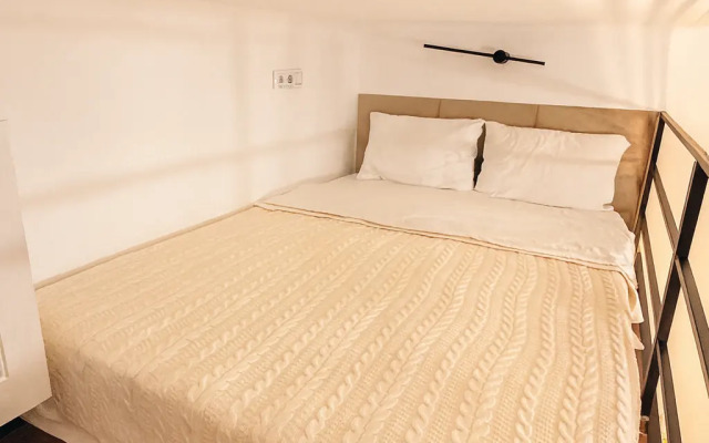 Апартаменты двухэтажные рядом с Кремлем