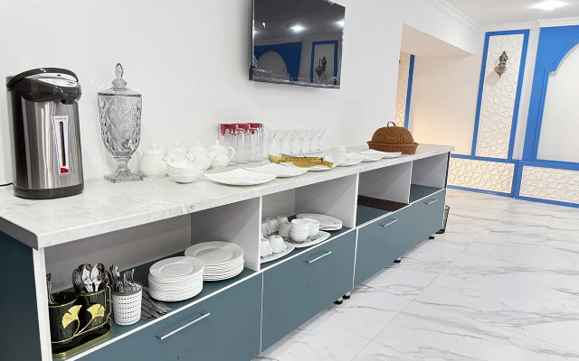 Mumtoz East Hotel