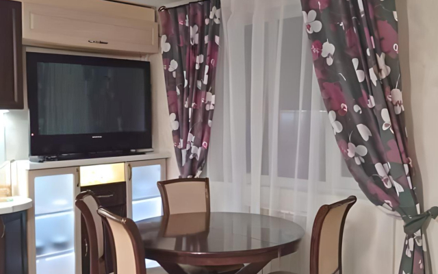 Zhuravli Apartments