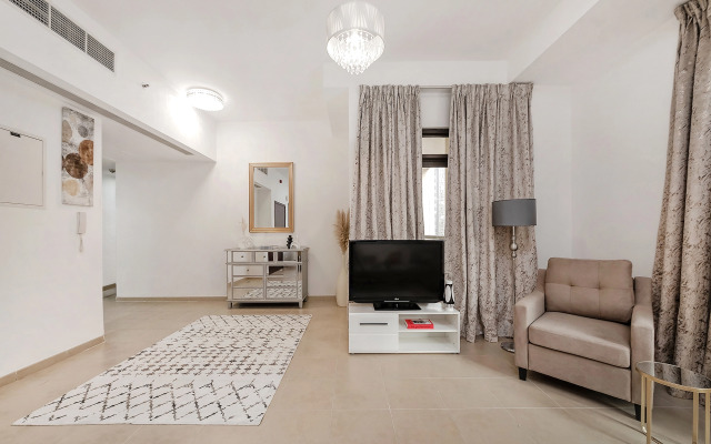 Beautiful 2BR at Amwaj 4 Apartments