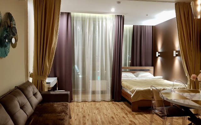 Golden Deluxe U Tts Aviapark Apartments