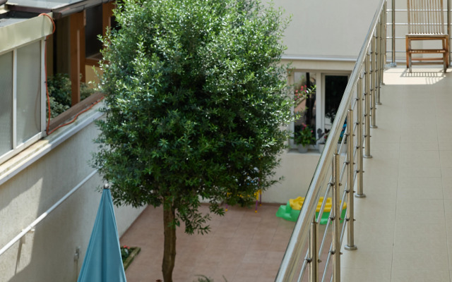 Vanatur Guest house