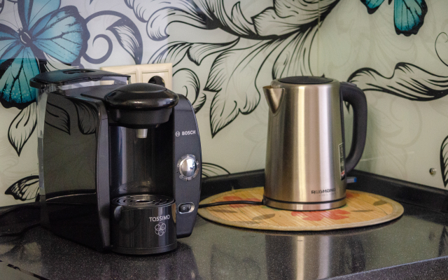 Апартаменты Красный Квадрат на Набережной