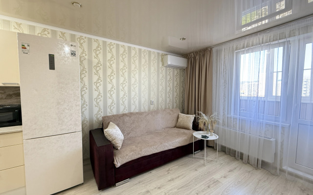 Yevro Dvukhkomnatnaya Apartments
