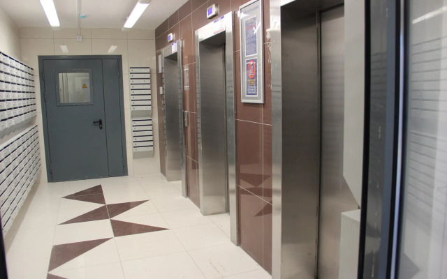 V 5 Minutakh Ot M. Devyatkino Studio Flat