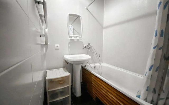 Квартира на Лесном проезде, 6/3