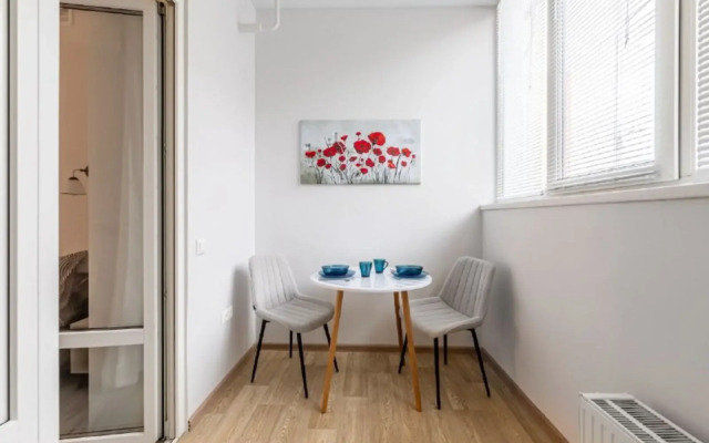 Квартира СтудияХаус с балконом и рядом с метро