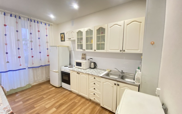 3 Komnatnaya Kvartira Naprotiv Akvaparka Flat