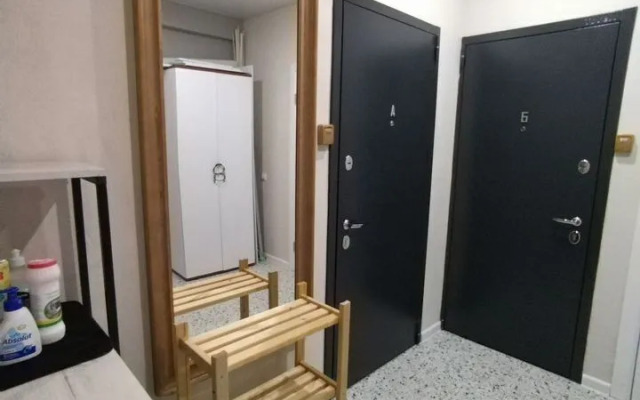 Studiya Na Mikrorayone Beryozovy 148 Flat