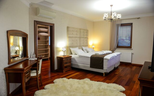 Premium Village Residence Hotel