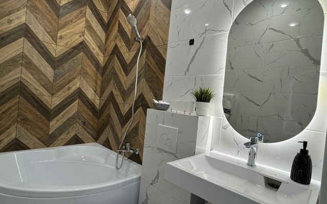 Квартира - студия с отличным ремонтом