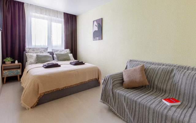 365 Klyuchey Na Ulitse Novo-Sadovaya 42 Apartments