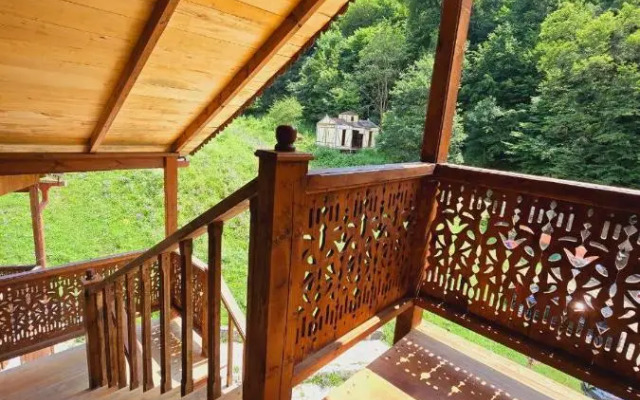 EcoKayan Hotel