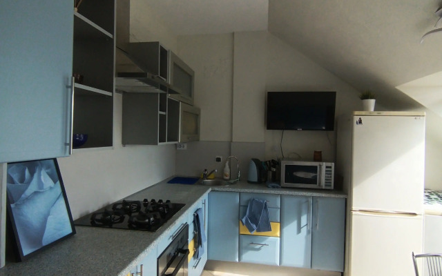 Uyutnaya Mansarda Na Beregu Verkhnego Ozera Flat