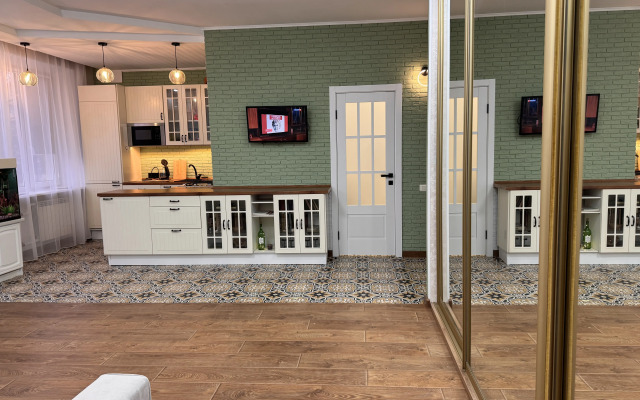 Tsentr 2k Stalinka Apartment