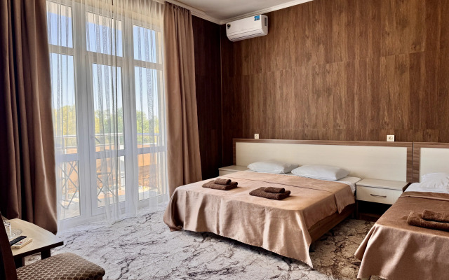 Gostevoy Dom Diamond Guest House