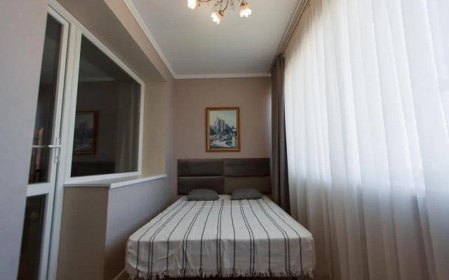 Rivyera Flat