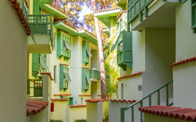 Курортный отель Ulusoy Kemer Holiday Club