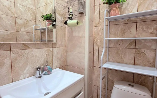 Апартаменты Студия у Морского порта Центр, вокзал, тишина