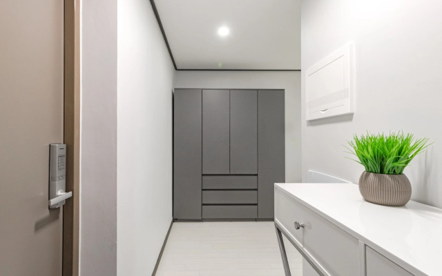 Uyutnaya Kvartira V Tsentre Stolitsy Flat