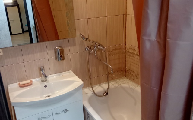 Na Prospekte Pobedy 17 Apartments