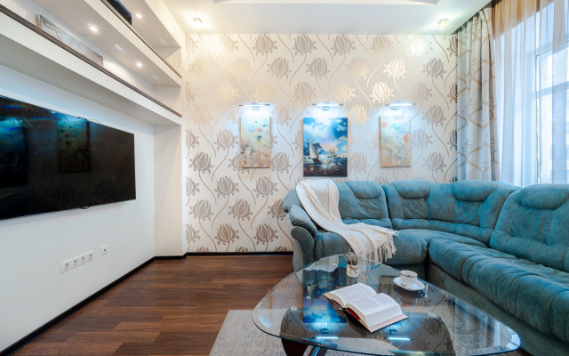 Квартира Двухкомнатная на 10 Советской