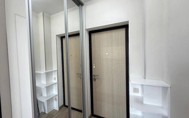 Serdtse Adlera Na Kaspiyskoy Flat