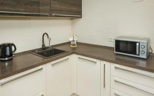 Etazhideyli Na Schorsa 103 Flat