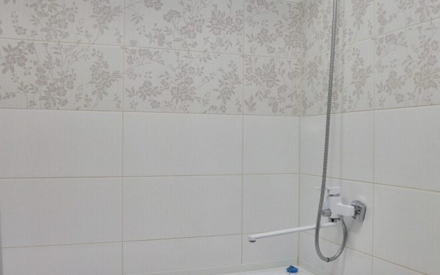 Kavkazskaya 18 Flat