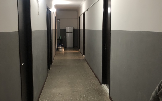 Vazi Guest House