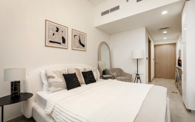 Modern Studio In Azizi Riviera Apartments