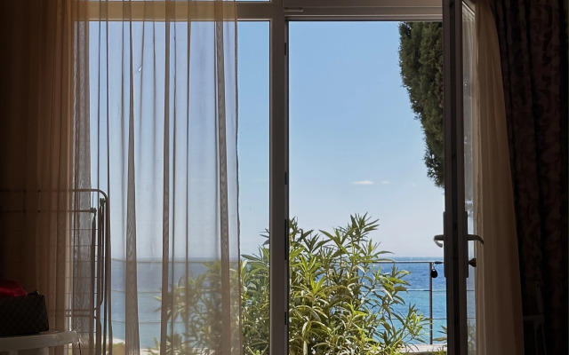 Na Pervoy Linii Apartments