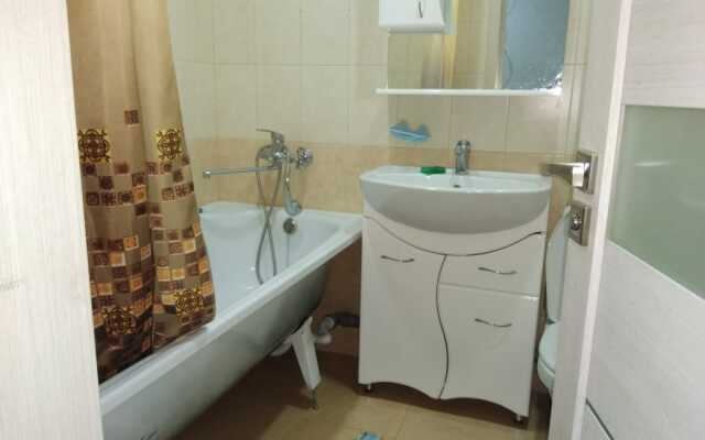 Апартаменты День & Ночь на Челюскинцев 101Б