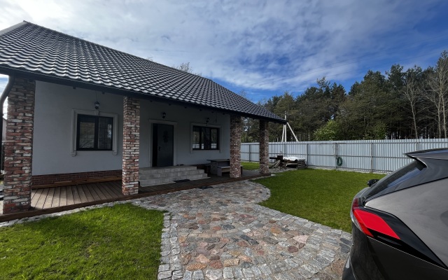 Na Poberezhye Baltiyskogo Morya Private House