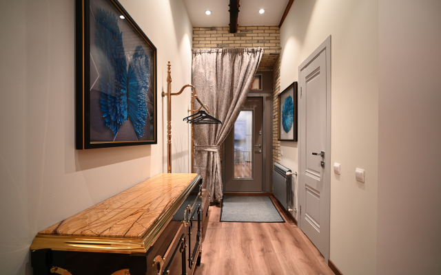 Апартаменты 2-х комнатные в центре