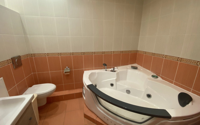 Ryadom S Vokzalom Flat