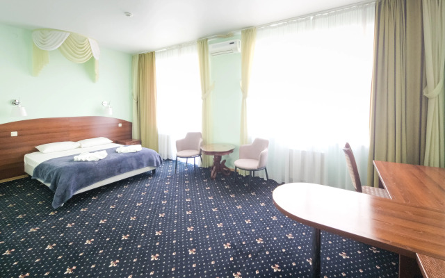 Hotel Rus