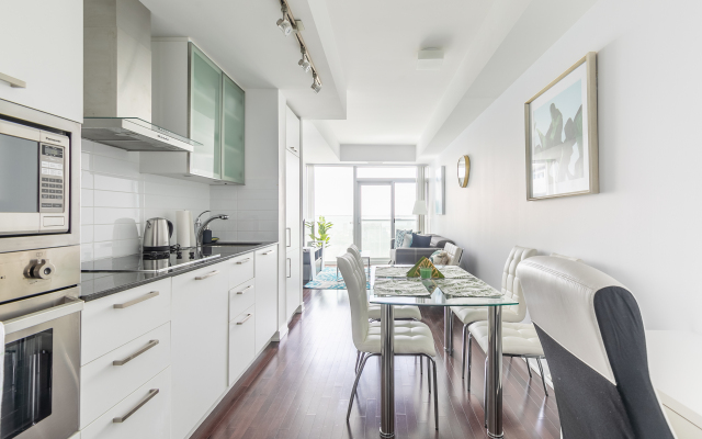 GLOBALSTAY. Gorgeous Apartments in the Heart of Toronto Apart-hotel