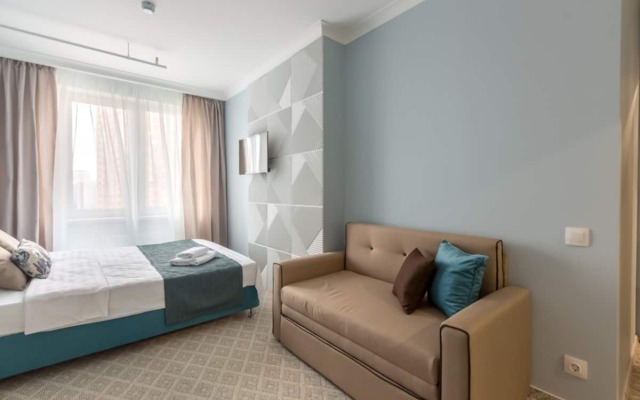 Apartment with Jacuzzi Lazurnaya